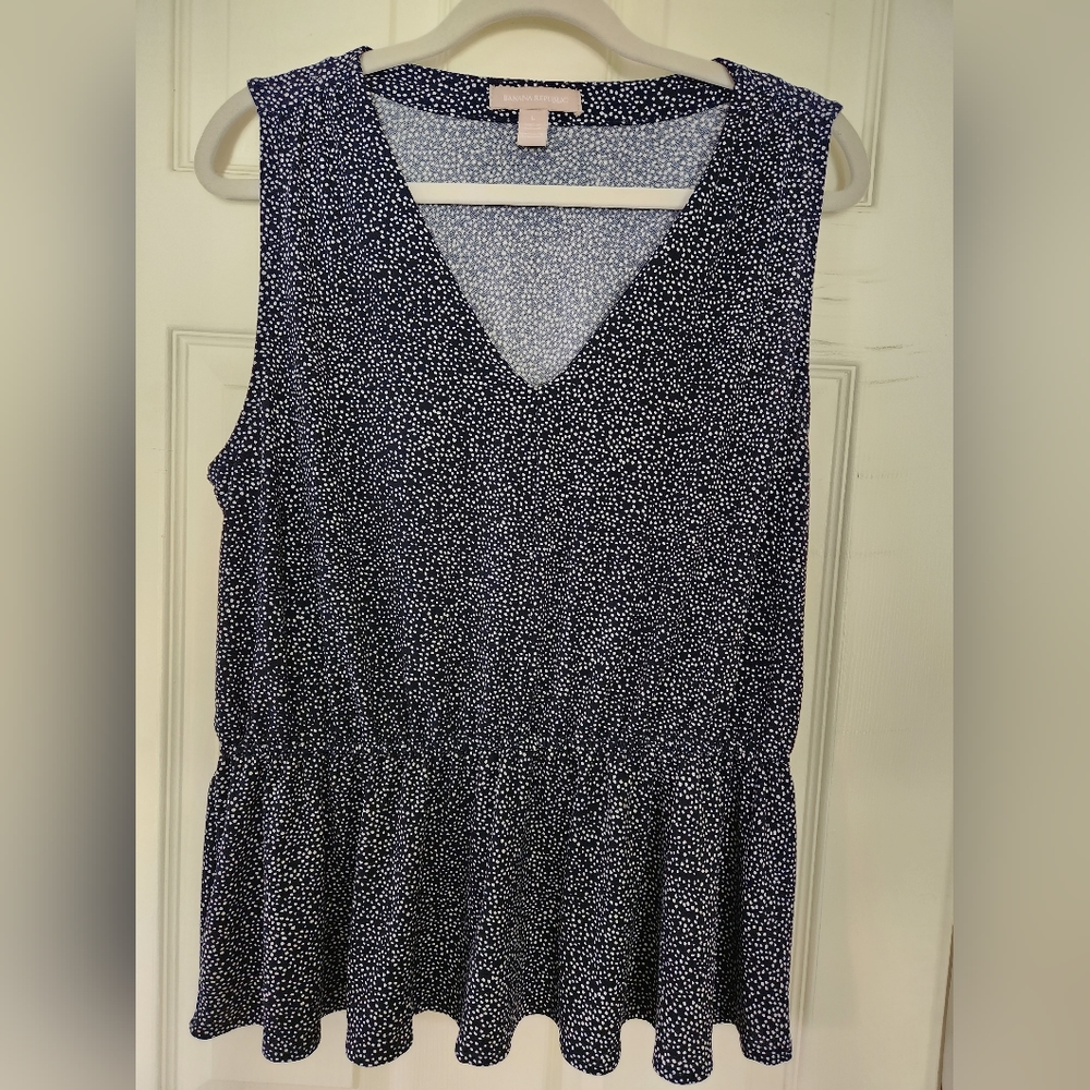Banana Republic Blue Polka Dot V-Neck Sleeveless Stretchy Peplum Top size L